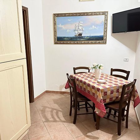 Case Vacanze "Estremo Sud" ランペドゥーザ エクステリア 写真